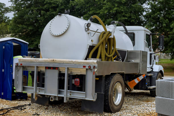 Best Affordable portable toilet rental  in Breckinridge Center, KY